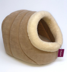 Alaska Kedi Köpek Yuvası 47 X 40 X 38 Cm Yıkanabilir Silinebilir